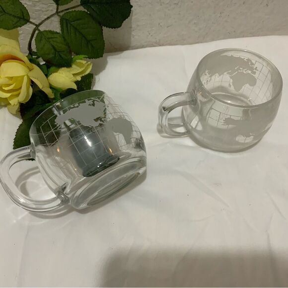 Set of 2 Vintage Nestle Nescafe World Map Globe Etched Glasses Mug Coffee Cups - Picture 4 of 6